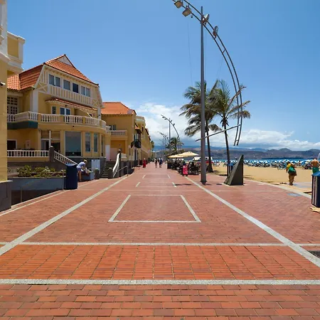 In Palmas Near Playa Canteras Apartment *